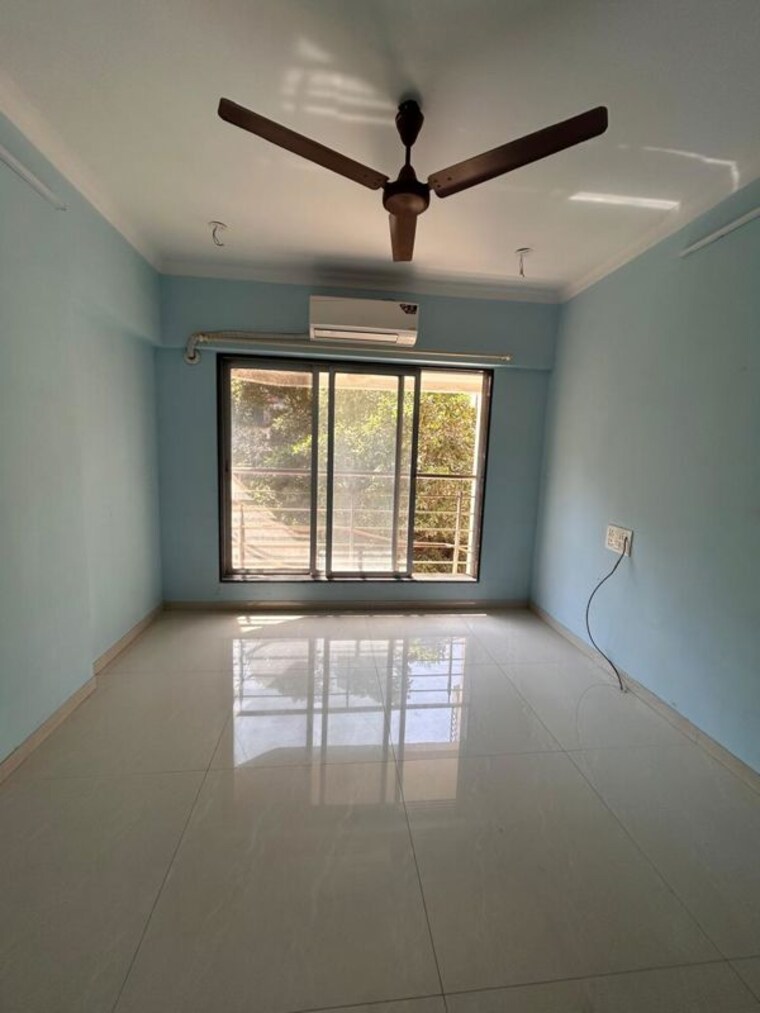 Room, shree-hanumant-apartment 1 Bedroom 500 Sq.Ft. Apartment In Vile Parle East Mumbai 10205284