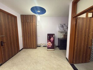 Bedroom in 1 BHK Builder Floor at Sector 43 – for Rent