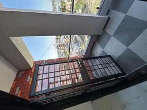 2 BHK Builder Floor For Rent in Savedi