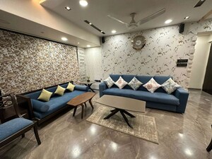 2 BHK Apartment For Rent in Group Seven Rushi Heights, Goregaon East