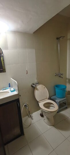 1 RkApartment For Rent in Orchid Complex Gundecha