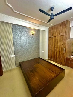 3 BHK + Pooja Room Apartment For Sale in Pir Machalla