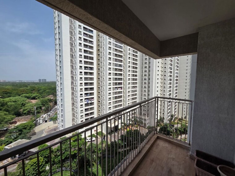 Balcony, incor-one-city 3 Bedroom 1782 Sq.Ft. Apartment In Kukatpally Hyderabad 10205361