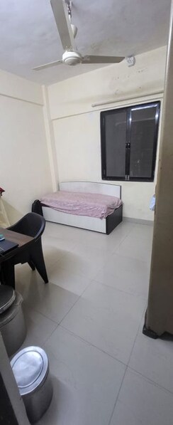 2 BHK Apartment For Rent in Vasant Sarita