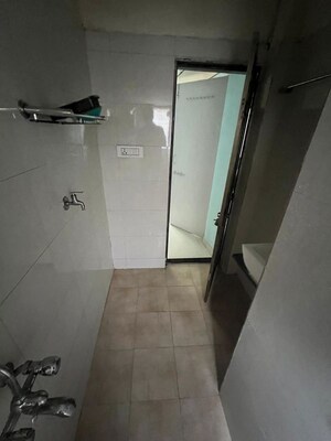 Bathroom in 2.5 BHK Apartment at Grandeur Tower, Borivali East – for Rent