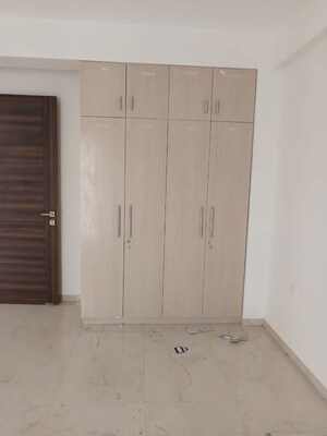 Building Lobby in 3 BHK Apartment at Signature Global City 63A, Sector 63a – for Rent