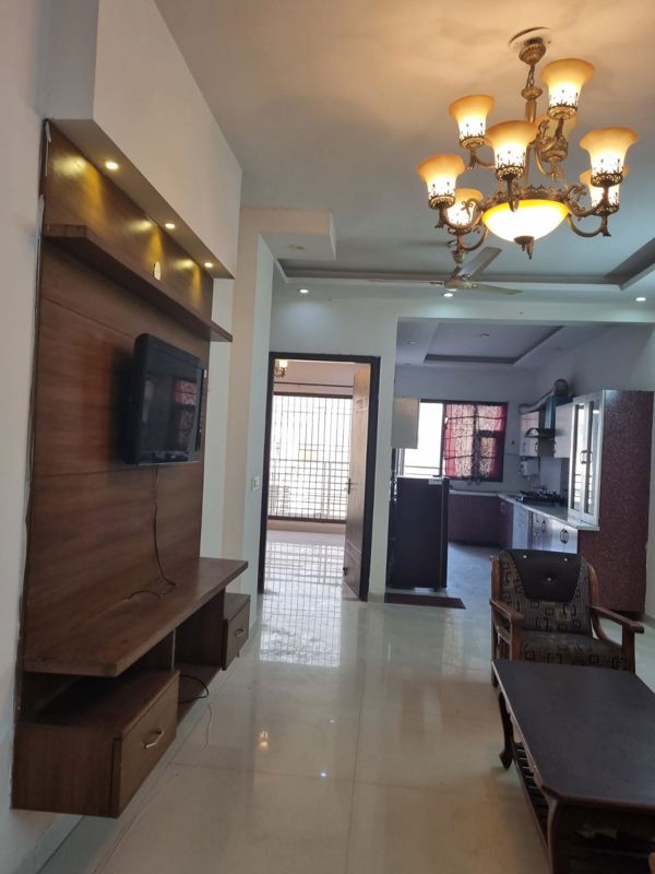 4 BHK + Pooja Room,Servant Room Apartment For Rent in Motiaz Royal Citi