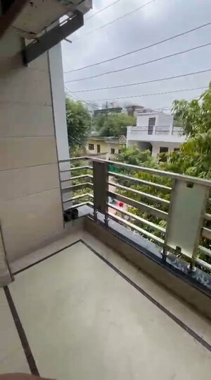 5 BHK Independent House For Sale in RWA Apartments Sector 122, Sector 122