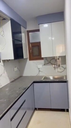 Kitchen in 3.5 BHK Independent House at Shramik Kunj Noida, Sector 122 – for Sale