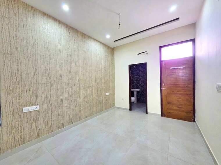 Room, dhakoli 2 Bedroom 1100 Sq.Ft. Apartment In Dhakoli Zirakpur 10205437