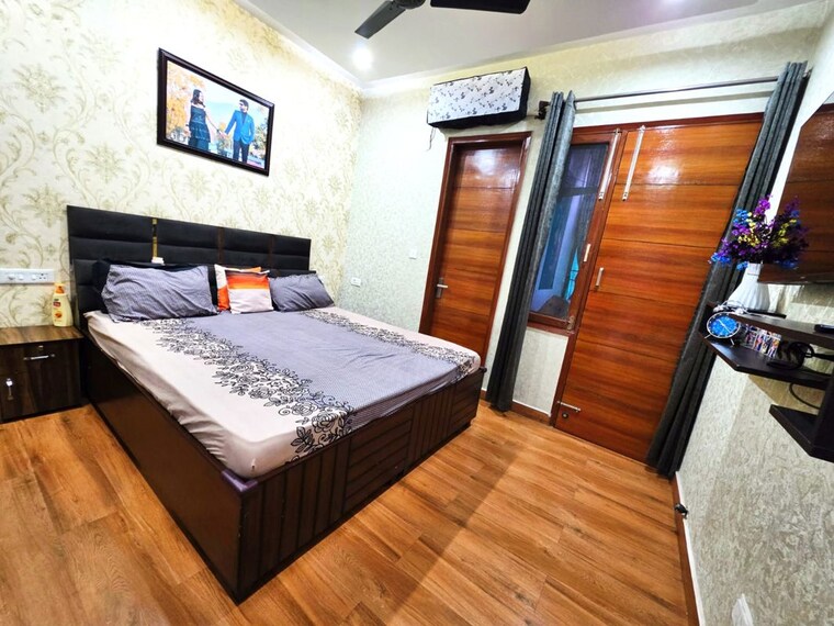 Bedroom, pir machalla 3 Bedroom 1200 Sq.Ft. Apartment In Pir Machalla Zirakpur 10205446