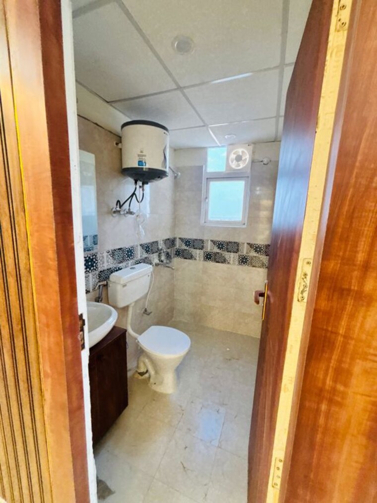 Bathroom, signature-global-prime 2 Bedroom 573 Sq.Ft. Apartment In Sector 63a Gurgaon 10205463