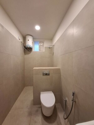 Bathroom in 4 BHK Apartment at Banjara Hills – for Rent