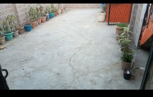 Room in 1 BHK Builder Floor at East Of Kailash – for Rent