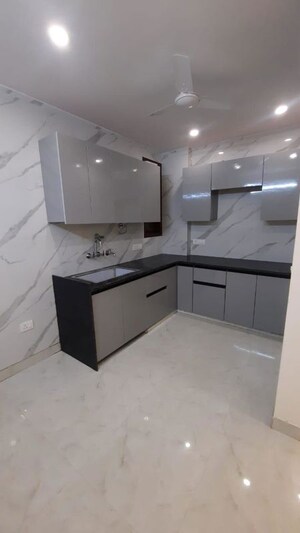 Kitchen in 1 BHK Builder Floor at East Of Kailash – for Rent