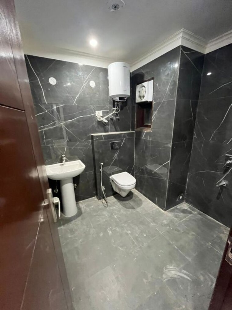 Team Area, mehrauli 3 Bedroom 1300 Sq.Ft. Builder Floor In Mehrauli Delhi 10205480