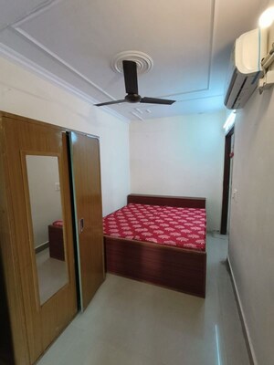 1 RK Builder Floor For Rent in East Of Kailash
