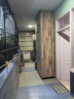 Balcony in 3 BHK Builder Floor at Uppal Southend, Sector 49 – for Rent