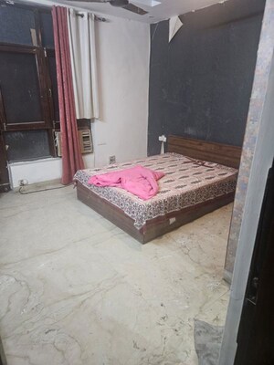 Bedroom in 3 BHK Builder Floor at Uppal Southend, Sector 49 – for Rent