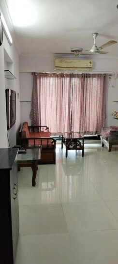 2 BHK Apartment For Sale in Sheth Clarion