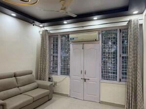 Living Room in 3 BHK Builder Floor at SS Mayfield Gardens, Sector 51 – for Rent