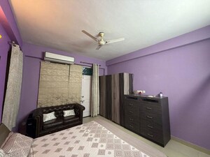Bedroom in 3 BHK Builder Floor at SS Mayfield Gardens, Sector 51 – for Rent