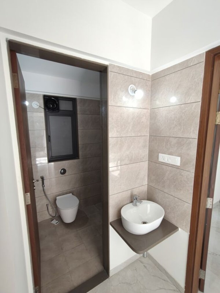 Bathroom, rama-celestial-city-phase-ii 3 Bedroom 1200 Sq.Ft. Apartment In Ravet Pune 10205520