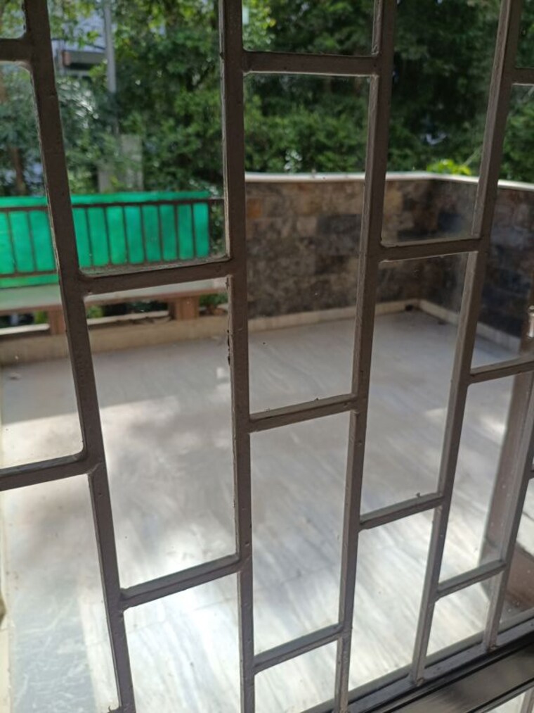 Balcony, vasant kunj 3.5 Bedroom 2200 Sq.Ft. Apartment In Vasant Kunj Delhi 10205534