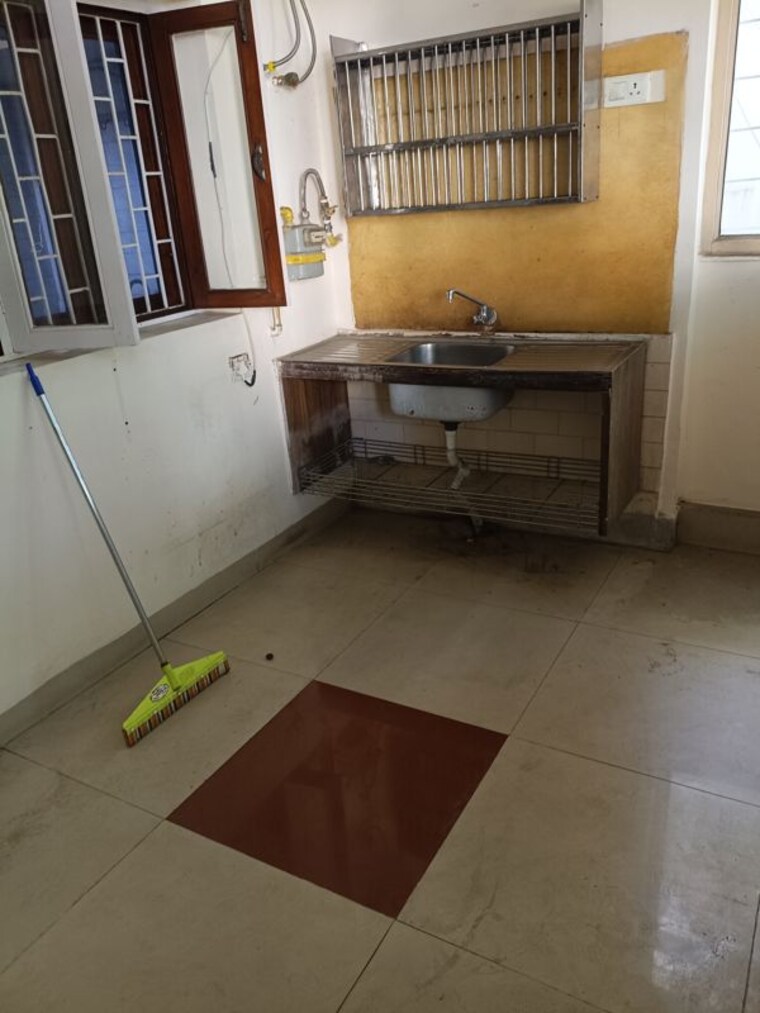 Kitchen, vasant kunj 3.5 Bedroom 2200 Sq.Ft. Apartment In Vasant Kunj Delhi 10205534