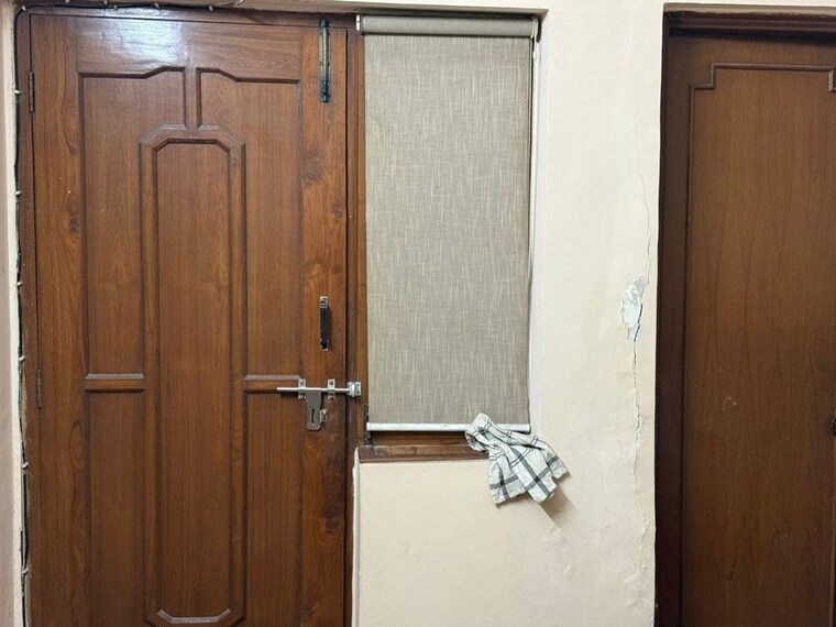 undefined, vasant kunj 3.5 Bedroom 2200 Sq.Ft. Apartment In Vasant Kunj Delhi 10205534