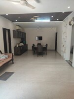 3 BHK + Servant Room 5000 Sq.Ft. Builder Floor in Sector 46