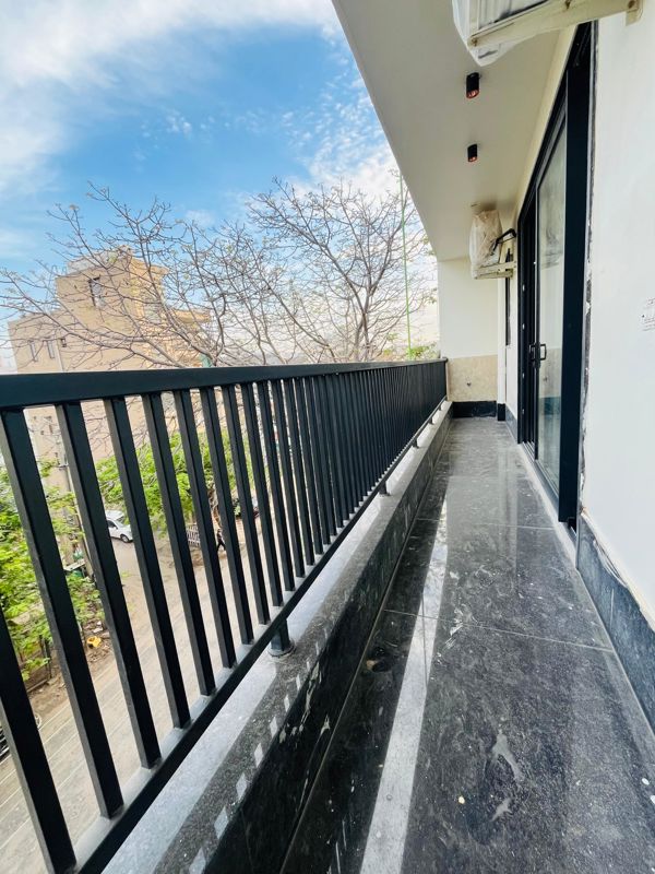 1 BHK Builder Floor For Rent in Sector 46