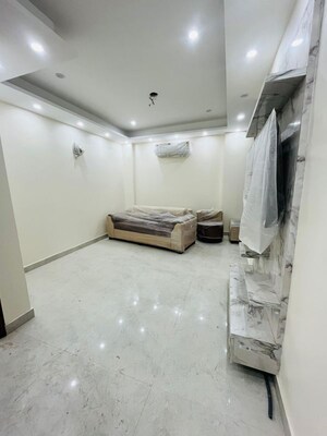 Bathroom in 1 BHK Builder Floor at Sector 46 – for Rent