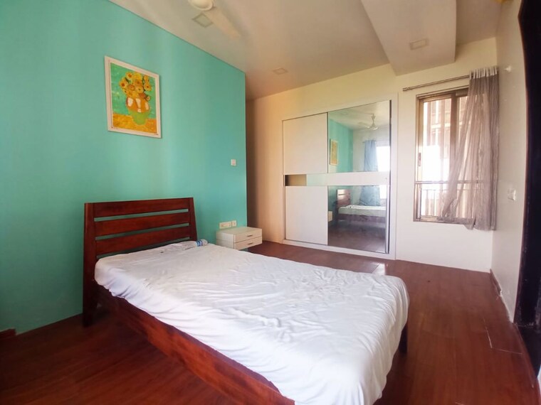 Bedroom, lodha-luxuria 4 Bedroom 1700 Sq.Ft. Apartment In Majiwada Thane 10203777