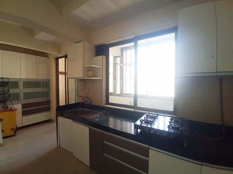 Kitchen, lodha-luxuria 4 Bedroom 1700 Sq.Ft. Apartment In Majiwada Thane 10203777