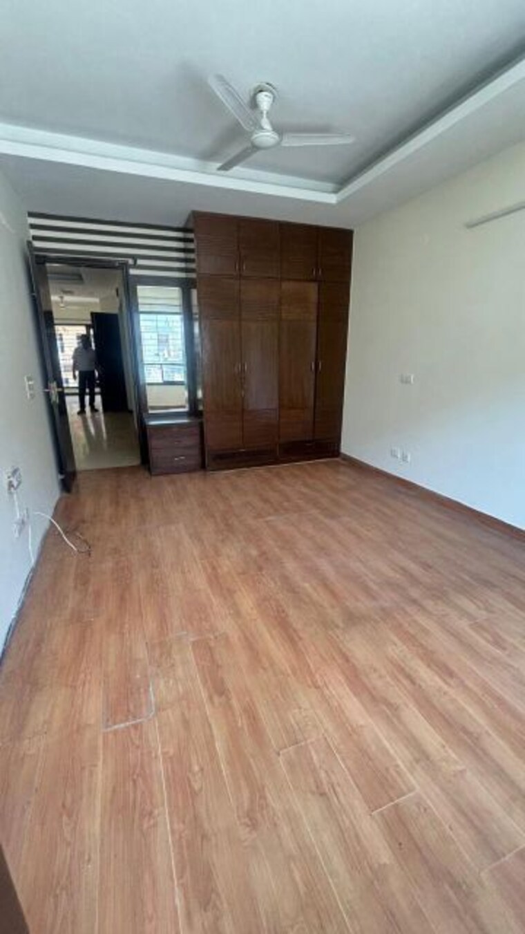 Room, sector 37 3 Bedroom 1800 Sq.Ft. Builder Floor In Sector 37 Chandigarh 10205565