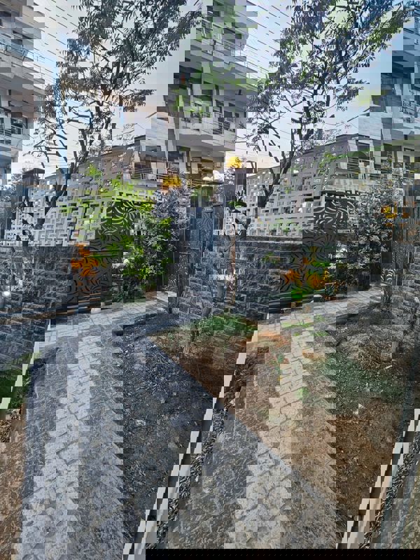 4 BHK + Servant Room 4500 Sq.Ft. Builder Floor in Elan Nirvana