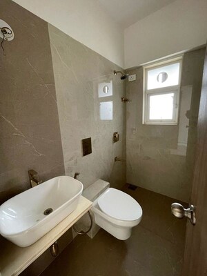 Bathroom in 1 BHK Apartment at Kaveri Tower Andheri West, Andheri West – for Rent