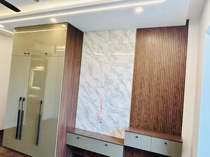 Furnished Amenities in 4 BHK Builder Floor at Baani Square, Sector 50 – for Rent