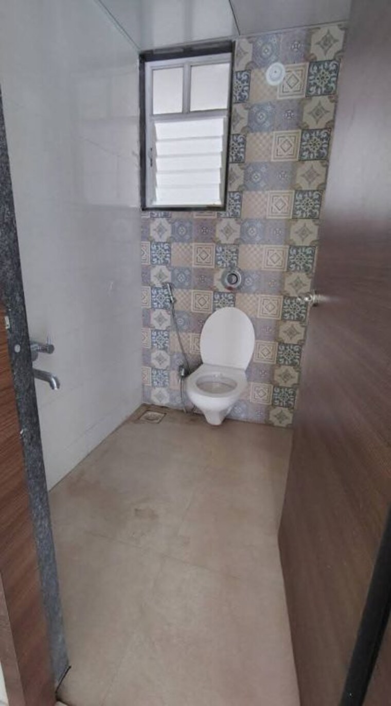 Attached Bathroom, saheel-itrend-life-3 2 Bedroom 700 Sq.Ft. Apartment In Wakad Pune 10205613