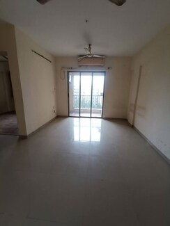 1 BHK + Pooja Room Apartment For Rent in Lodha Palava City Lakeshore Greens