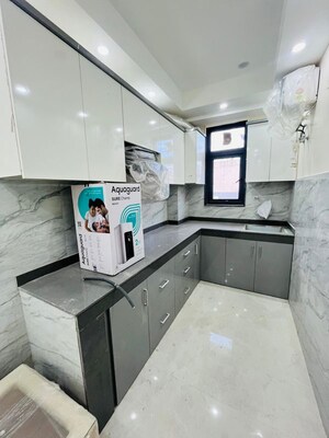 Kitchen in 1 BHK Builder Floor at Sector 30 – for Rent