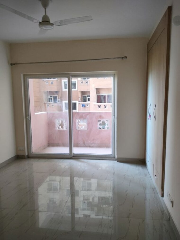 undefined, nimbus-the-hyde-park 3 Bedroom 1320 Sq.Ft. Apartment In Sector 78 Noida 10205647