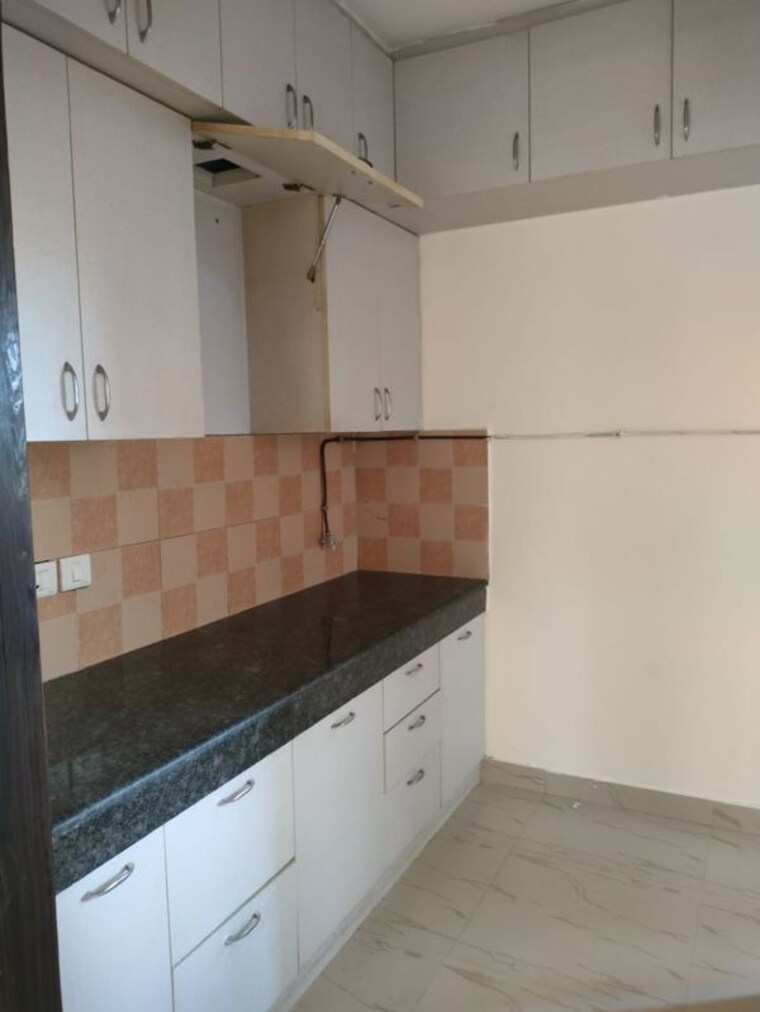 Kitchen, nimbus-the-hyde-park 3 Bedroom 1320 Sq.Ft. Apartment In Sector 78 Noida 10205647