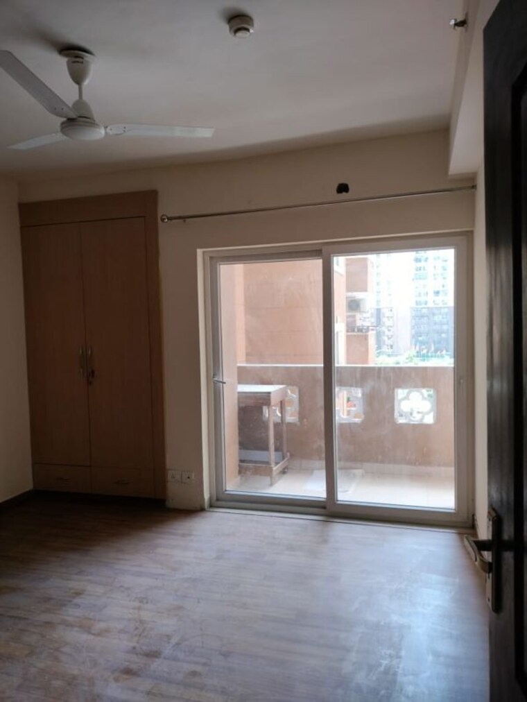 Room, nimbus-the-hyde-park 3 Bedroom 1320 Sq.Ft. Apartment In Sector 78 Noida 10205647