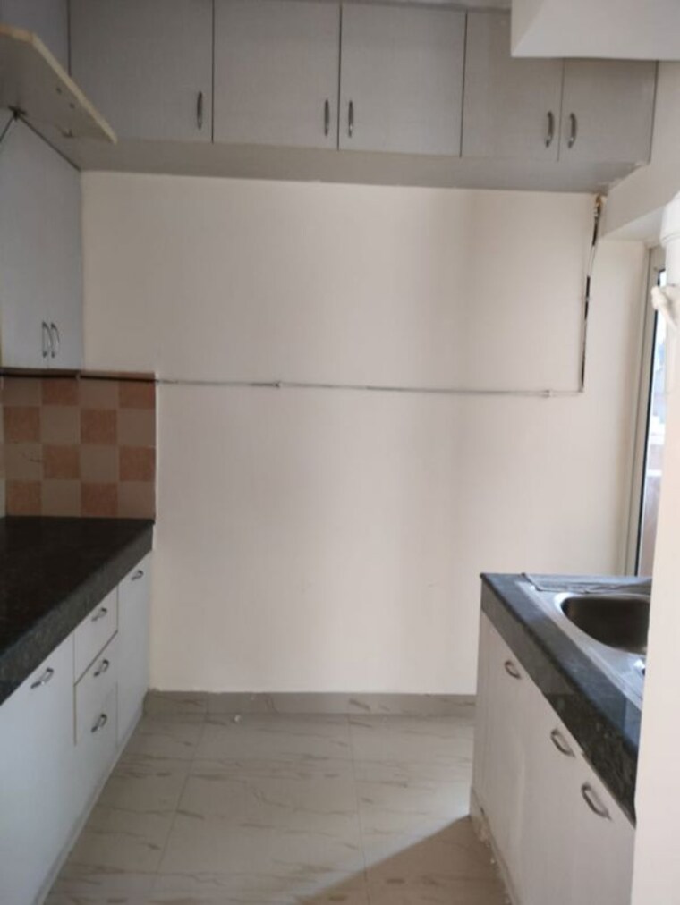 Kitchen, nimbus-the-hyde-park 3 Bedroom 1320 Sq.Ft. Apartment In Sector 78 Noida 10205647