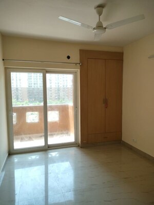 Room in 3 BHK Apartment at Nimbus The Hyde park, Sector 78 – for Rent