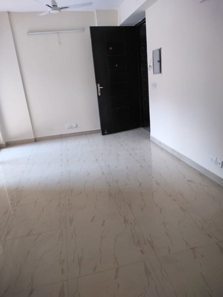 Room, nimbus-the-hyde-park 3 Bedroom 1320 Sq.Ft. Apartment In Sector 78 Noida 10205647
