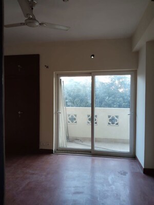 Room in 3 BHK Apartment at Nimbus The Hyde park, Sector 78 – for Rent