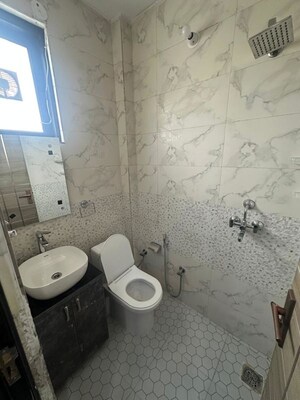 Bathroom in 1 RK Builder Floor at Kohli One Malibu Town, Sector 47 – for Rent